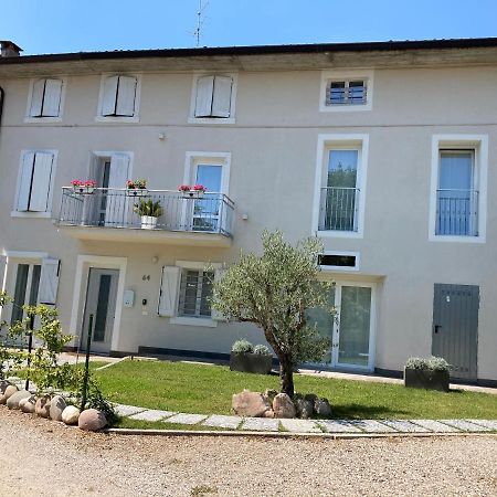 Casale Luel Apartment Валеджо сул Минчио Екстериор снимка
