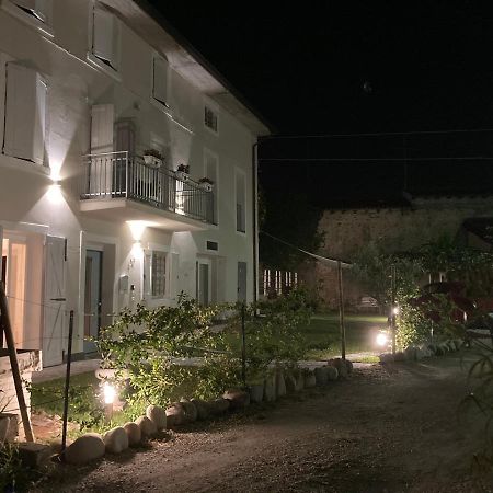 Casale Luel Apartment Валеджо сул Минчио Екстериор снимка