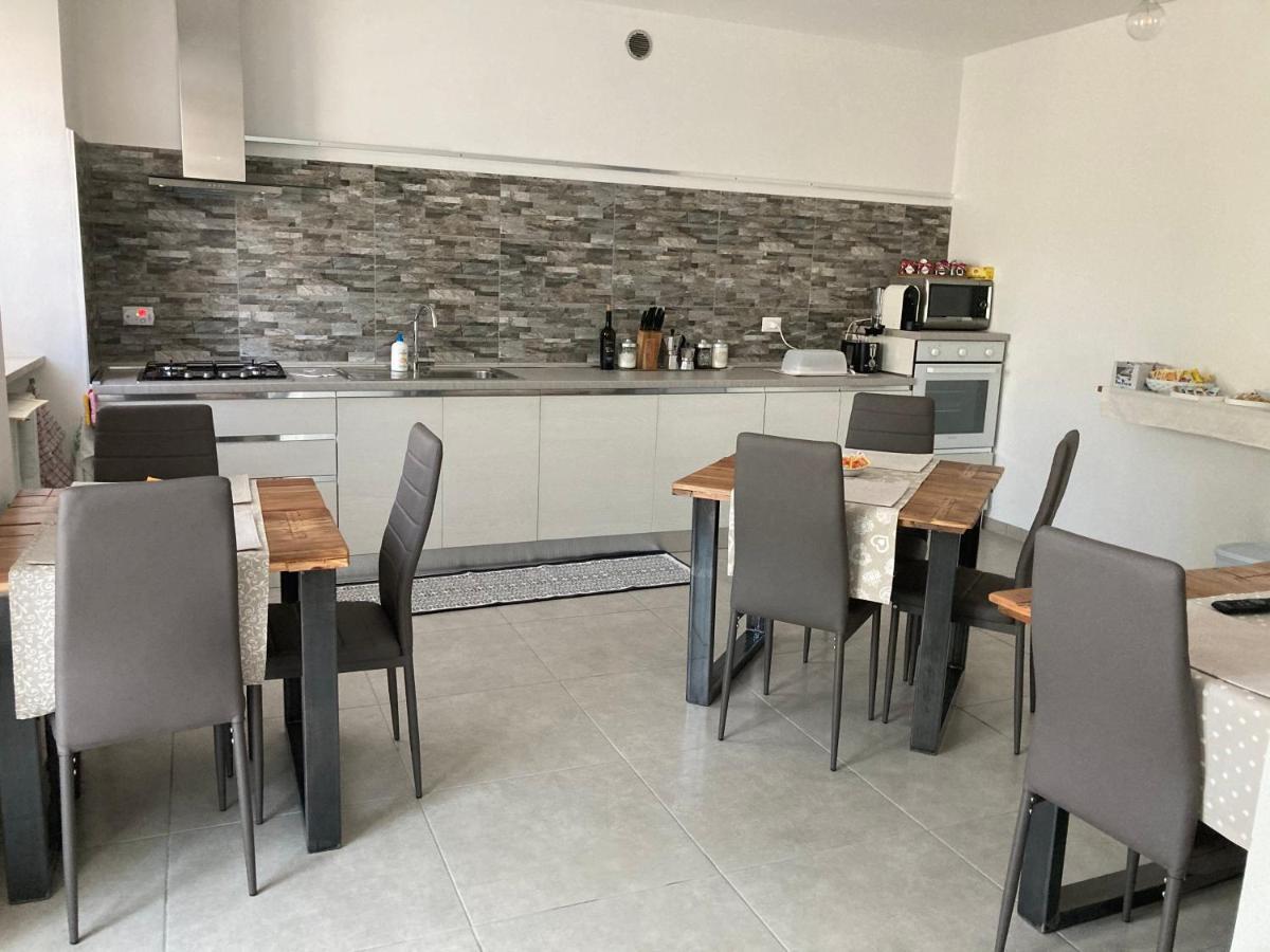 Casale Luel Apartment Валеджо сул Минчио Екстериор снимка