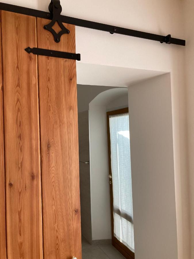 Casale Luel Apartment Валеджо сул Минчио Екстериор снимка